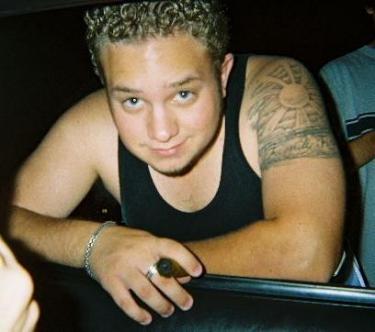 b2751-Will Cigar.jpg