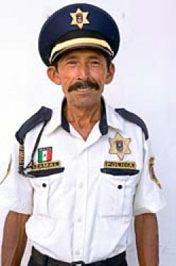 36914-mexico.police.jpg