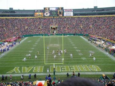 8d15d-lambeau1.jpg